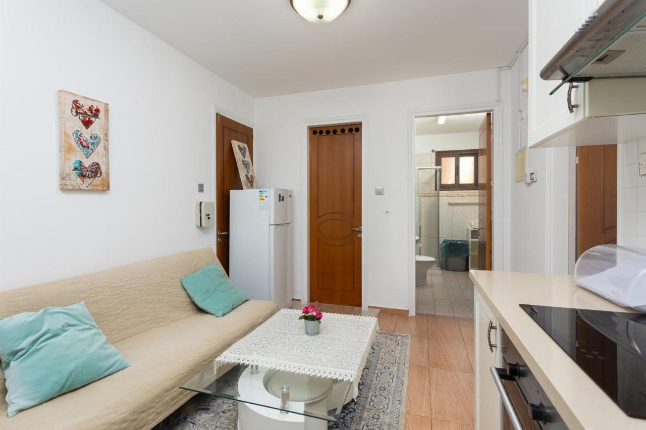 Villa Beach Heaven Помос Екстер'єр фото