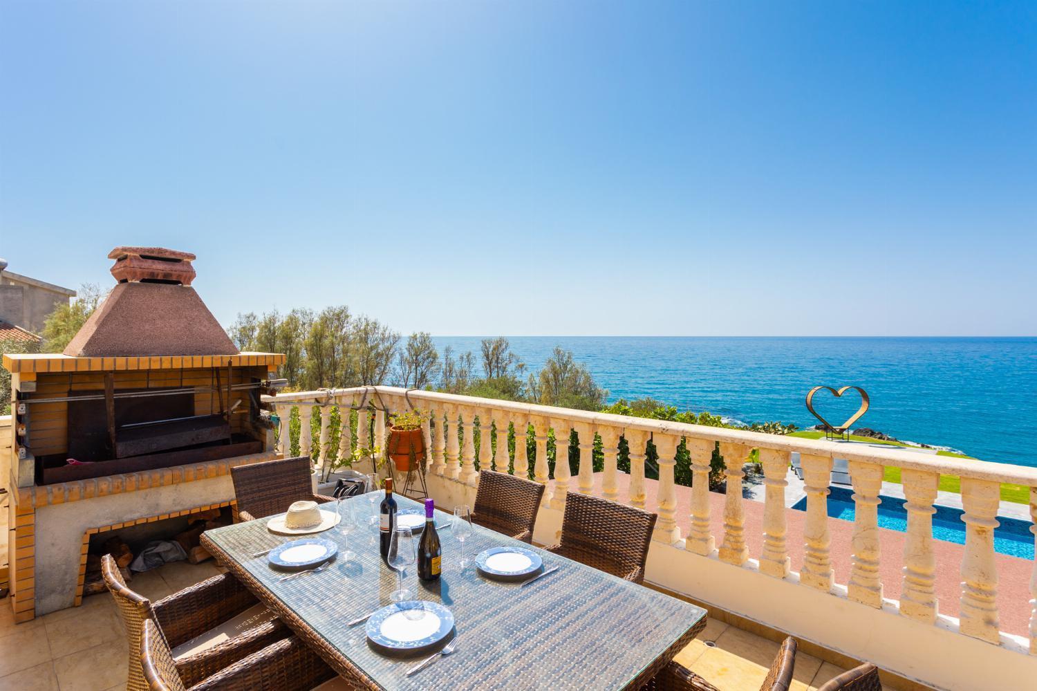 Villa Beach Heaven Помос Екстер'єр фото